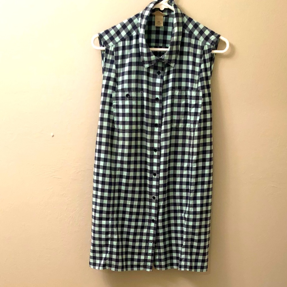 DULUTH TRADING Free Swinging Shirt w/ Pockets!